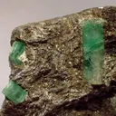 Beryl (Var: Emerald), Biotite - image 2