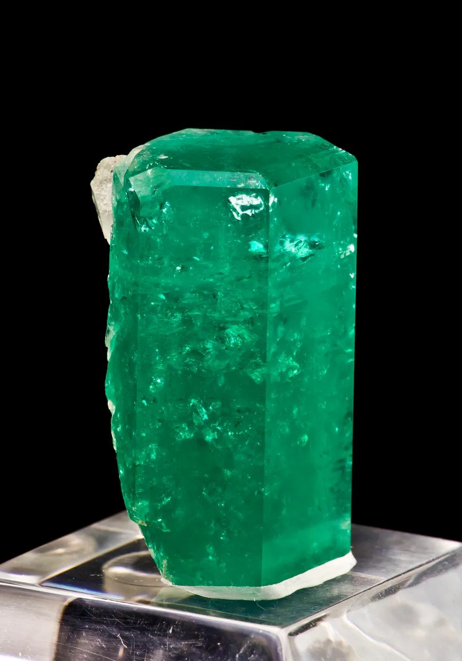 Beryl Var. Emerald - image 3