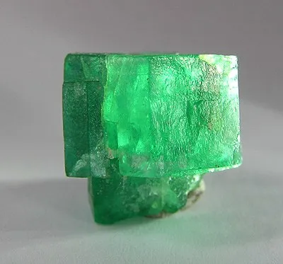 Beryl (Var: Emerald) - image 2