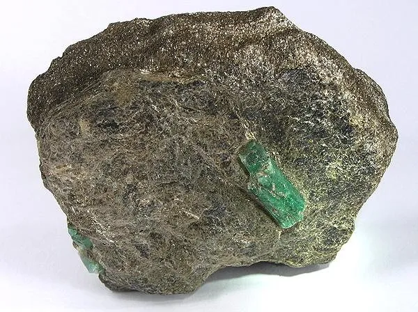 Beryl (Var: Emerald) image