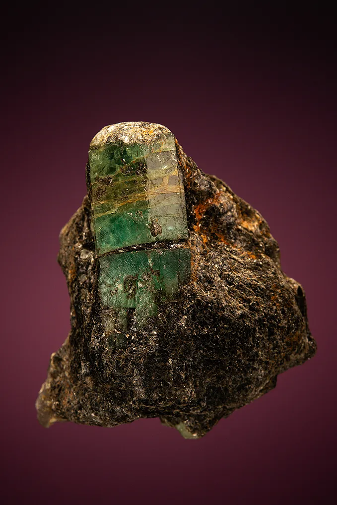 Beryl var. Emerald image