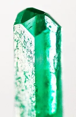 Beryl (Var: Emerald) - image 2