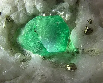 Beryl (Var: Emerald) - image 2