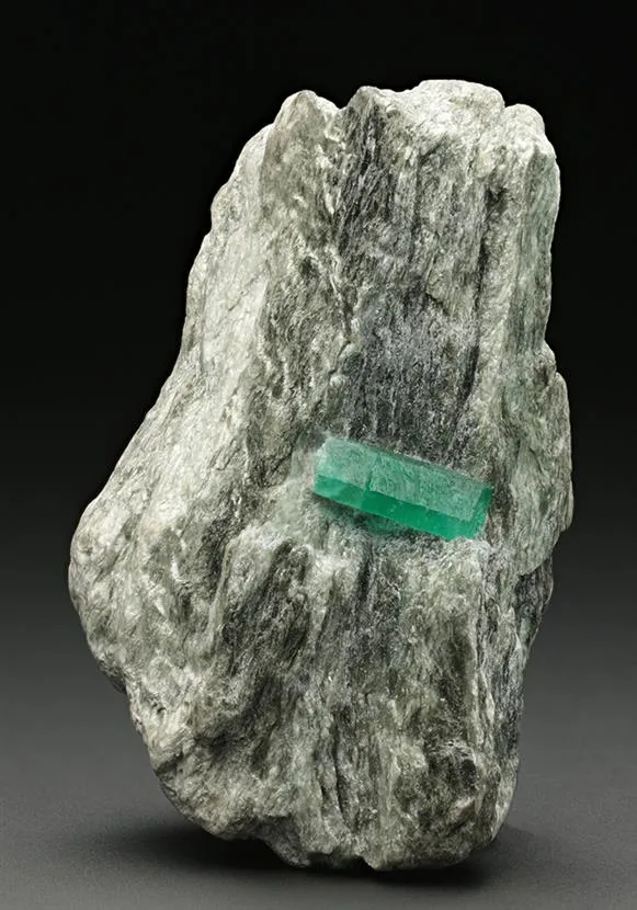 Beryl Var. Emerald in SCHIST - image 1