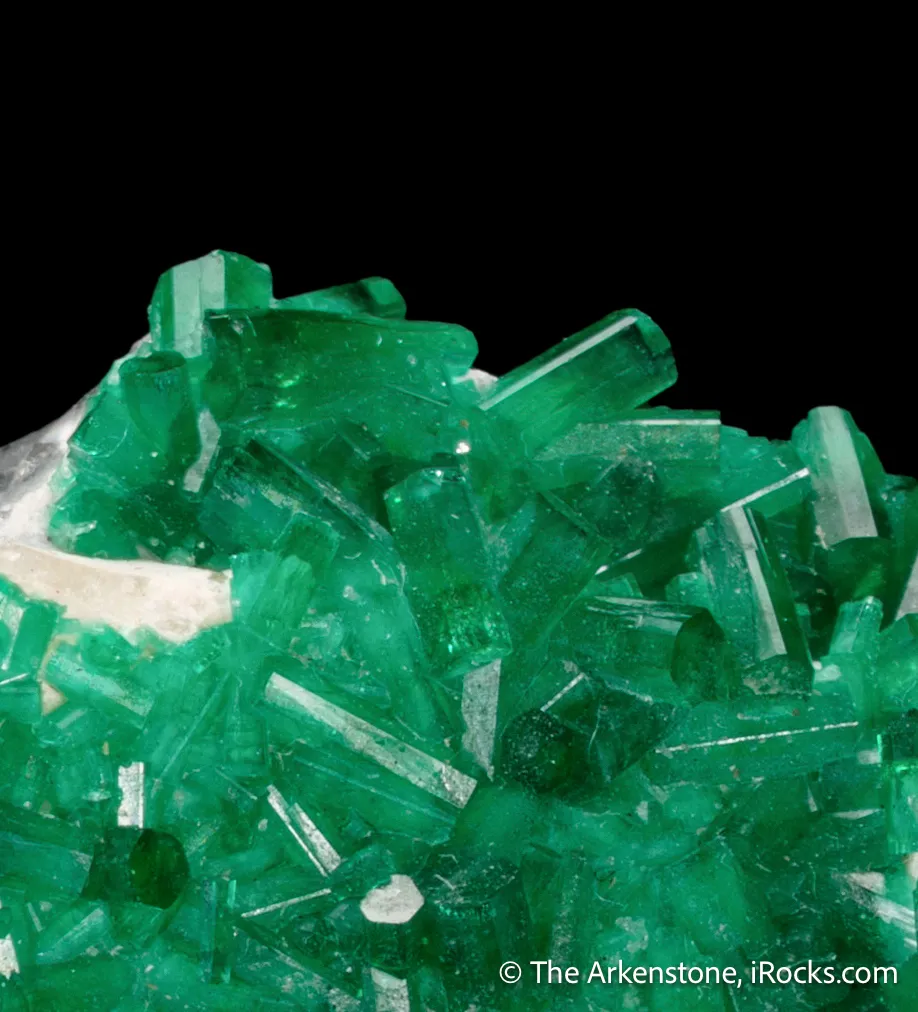 Beryl var. Emerald (synthetic) image