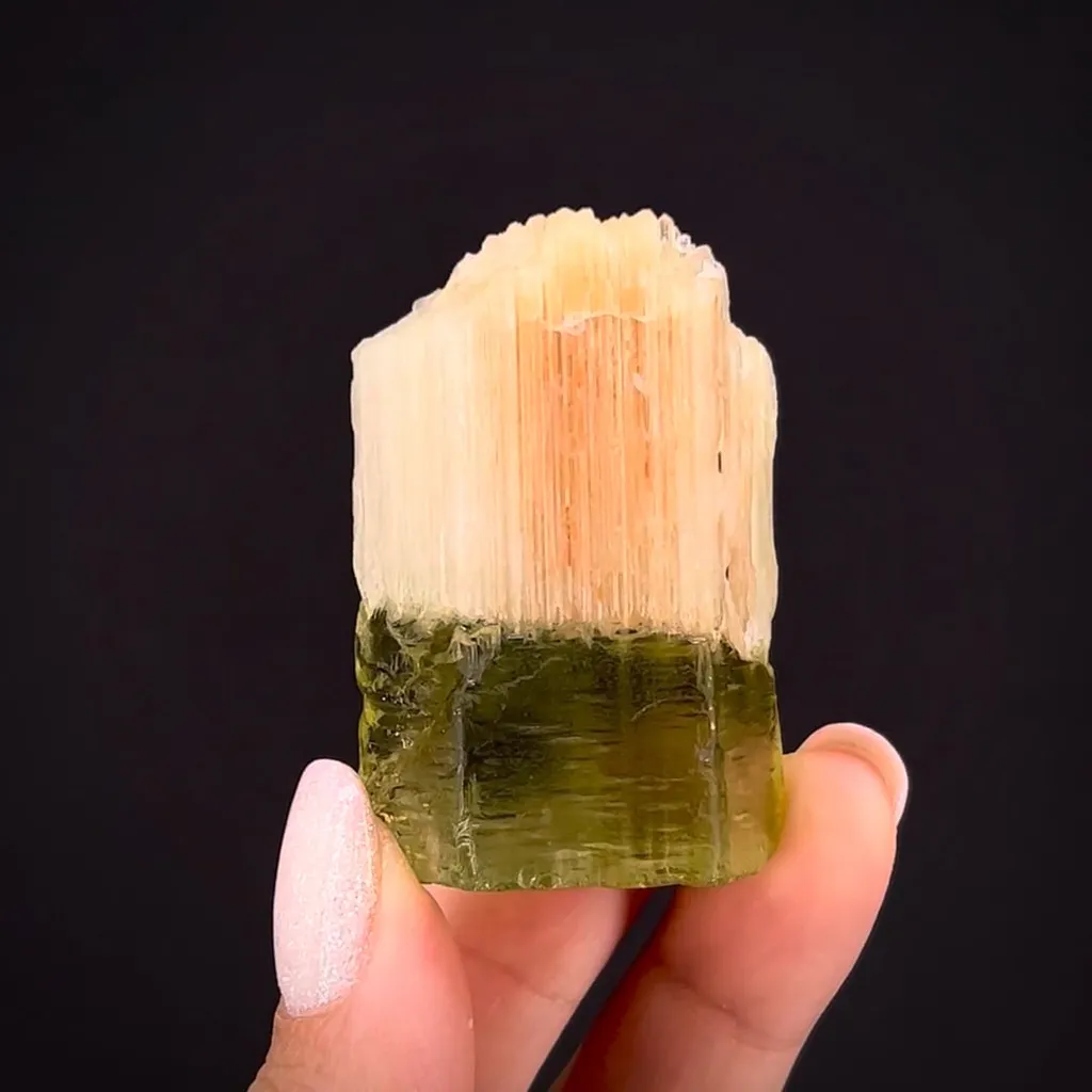 Beryl var. Heliodor image