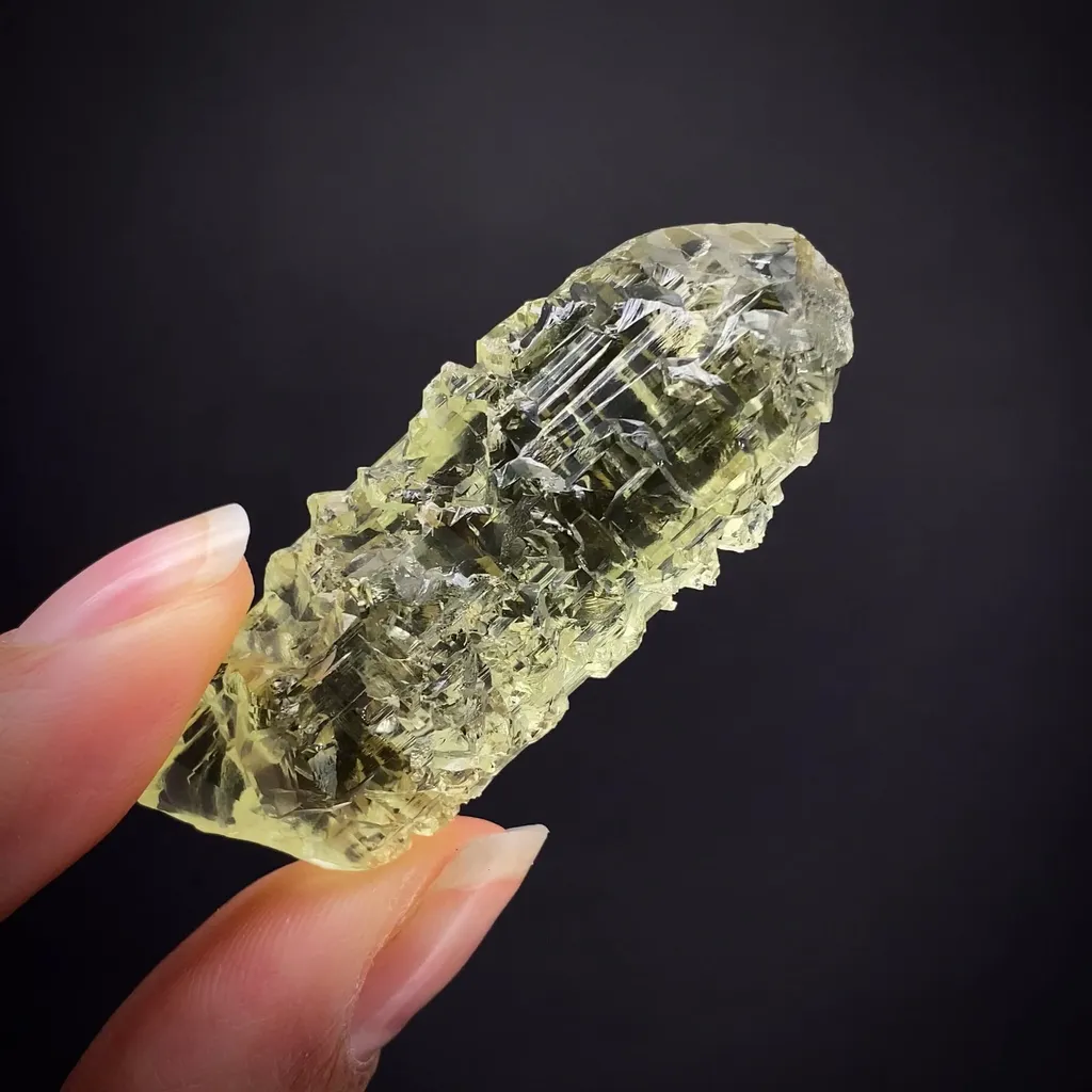 Beryl var. Heliodor image