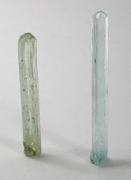 Beryl (Var: Heliodor), Beryl (Var: Aquamarine) image