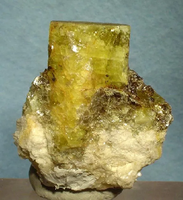 Beryl (Var: Heliodor) image