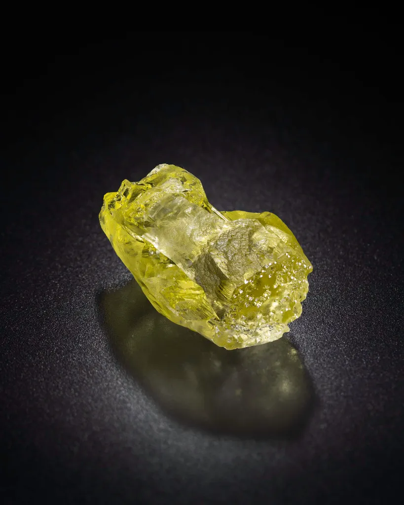 Beryl var. Heliodor from Brazil, Minas Gerais, Padre Paraíso - image 2