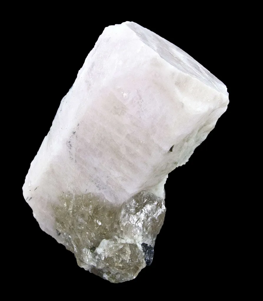Beryl Var. Morganite image