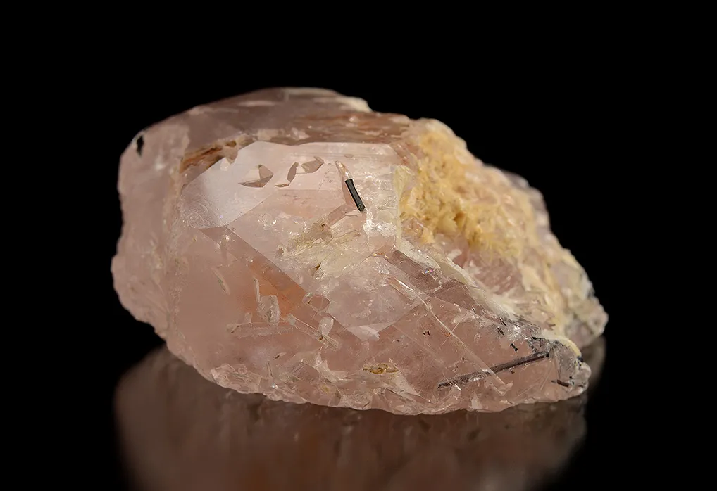 Beryl var. Morganite - image 5