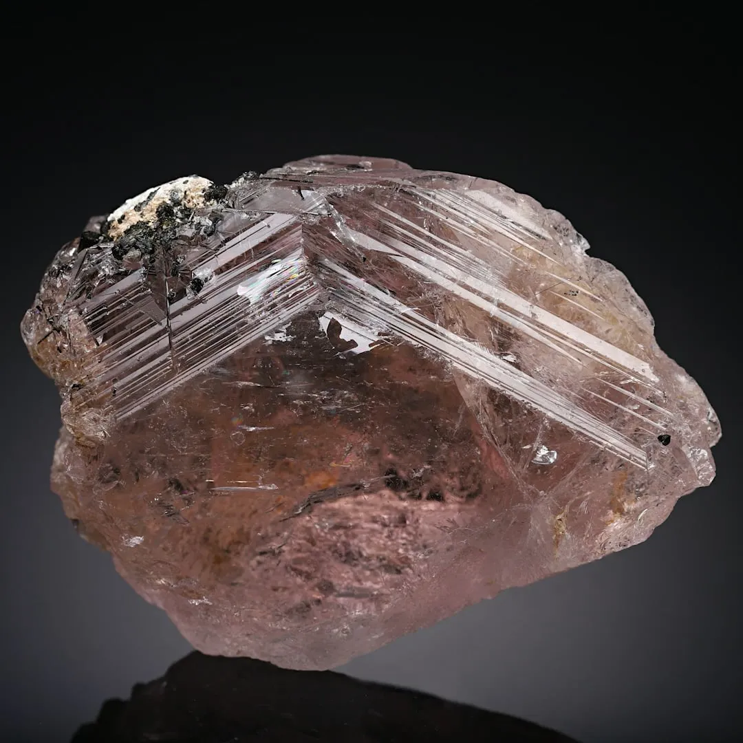 Beryl var. Morganite - image 2