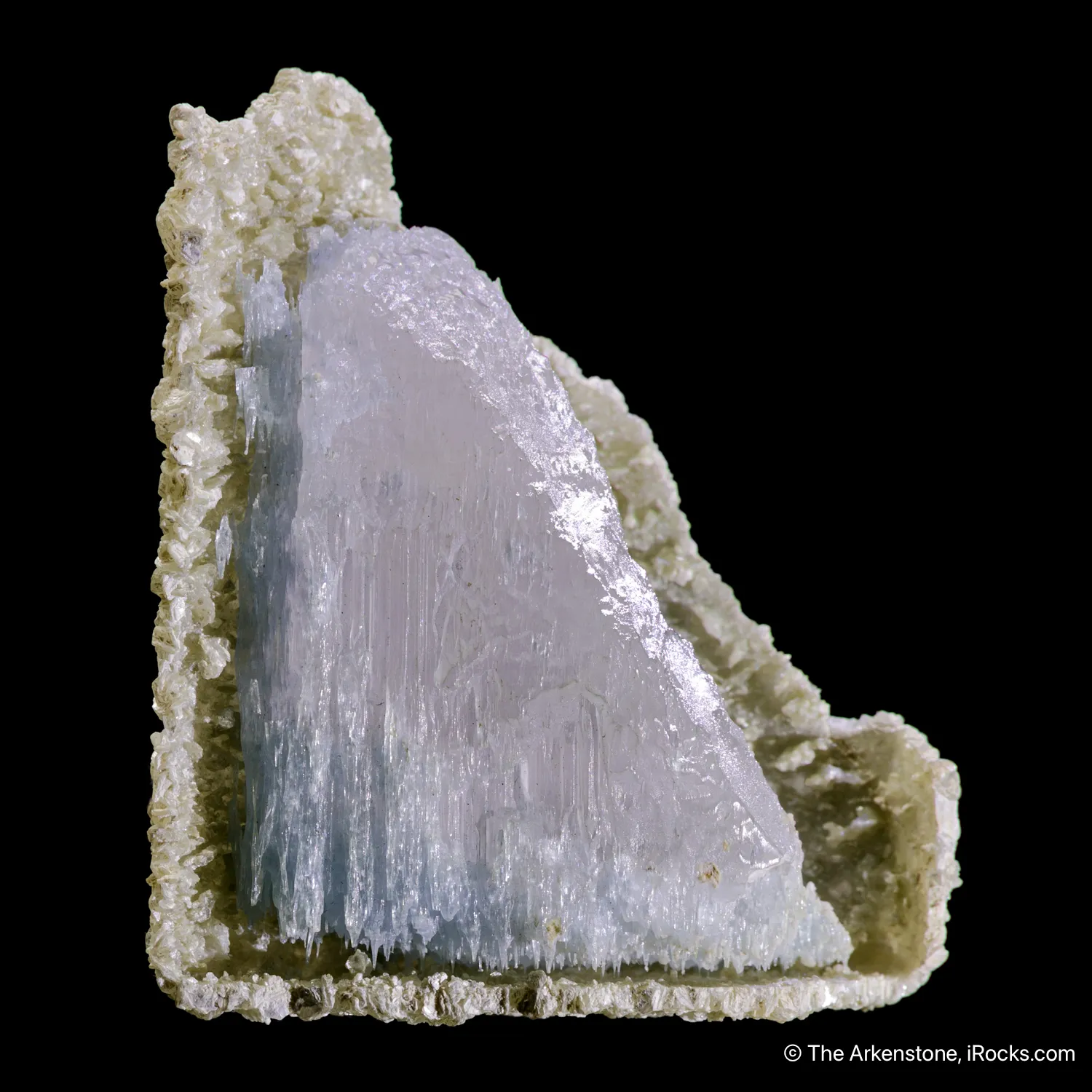 Beryl var. Morganite & Aquamarine in Cookeite cast - image 1