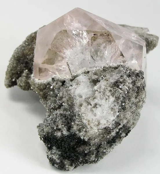 Beryl (Var: Morganite) image