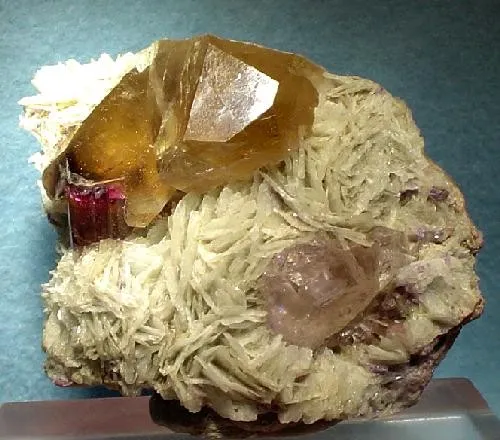 Beryl (Var: Morganite), Elbaite, Quartz (Var: Smoky Quartz) image