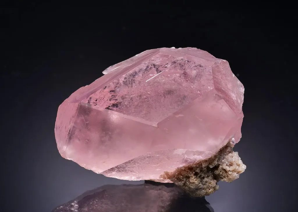 Beryl var. Morganite