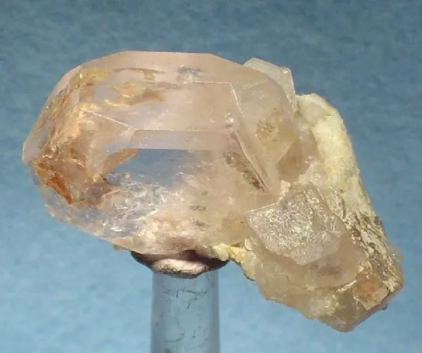 Beryl (Var: Morganite), Feldspar Group image