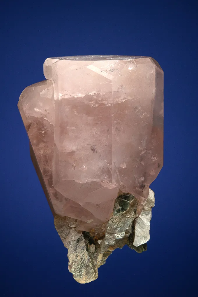 Beryl var. Morganite with Muscovite - image 2