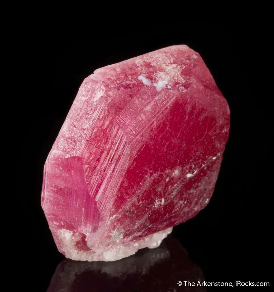 Beryl var. Pezzottaite - image 3