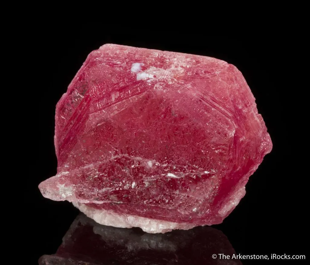 Beryl var. Pezzottaite - image 2