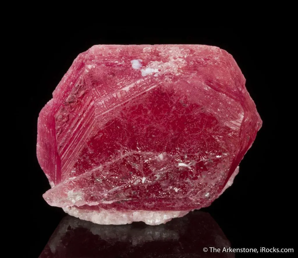 Beryl var. Pezzottaite - image 4