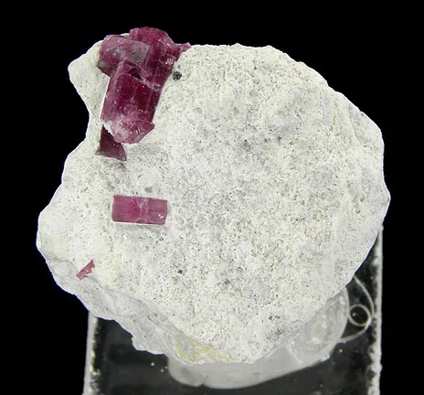 Beryl (Var: Red Beryl) image