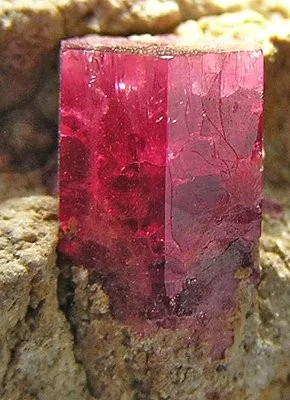 Beryl (Var: Red Beryl) - image 2