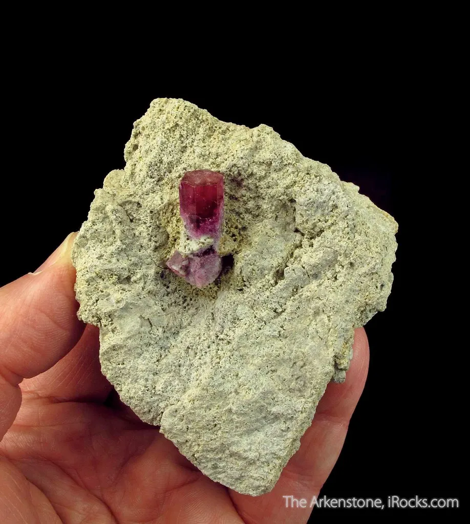 Beryl var. Red Beryl - image 5