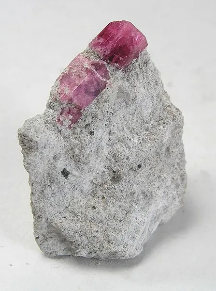 Beryl (Var: Red Beryl) image