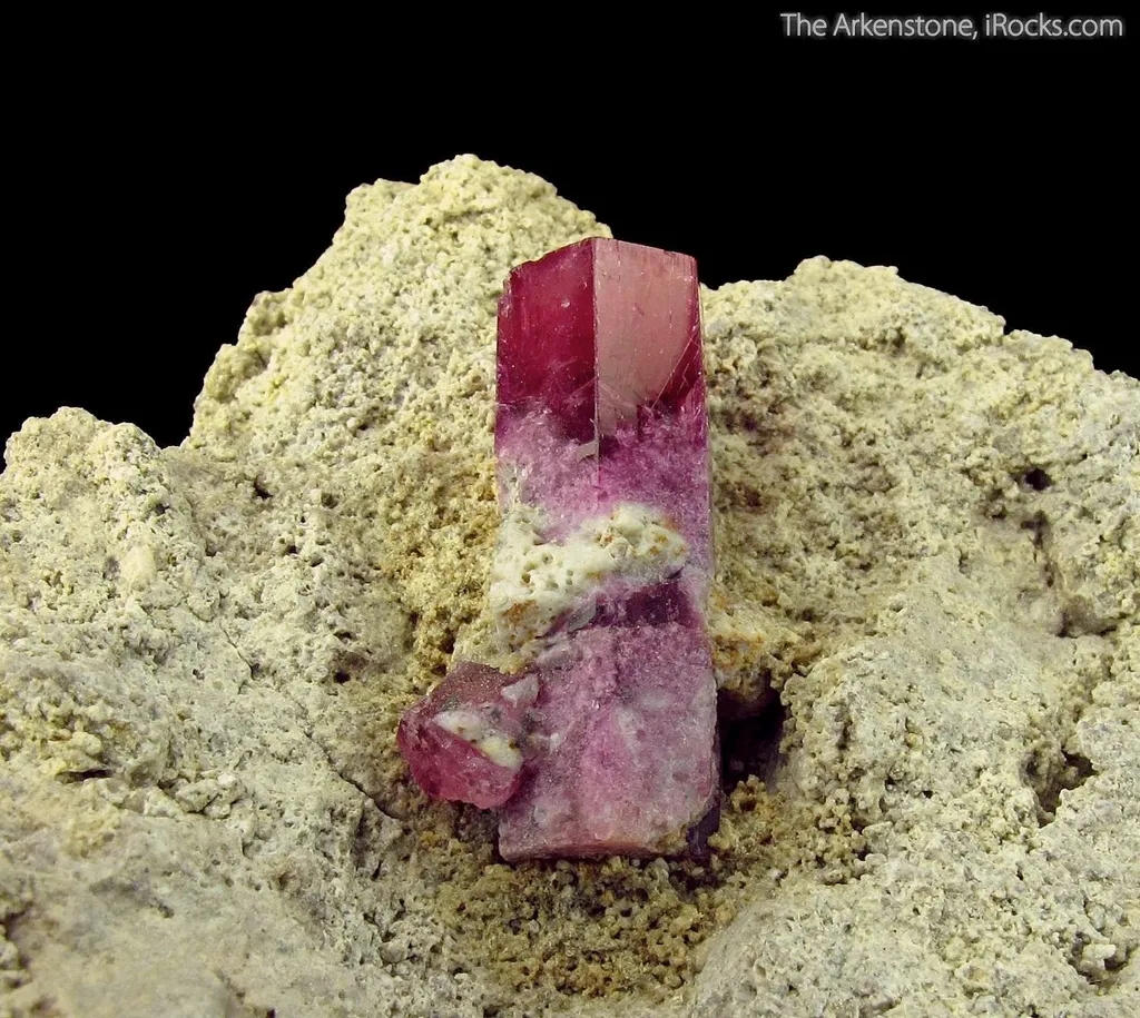 Beryl var. Red Beryl - image 3