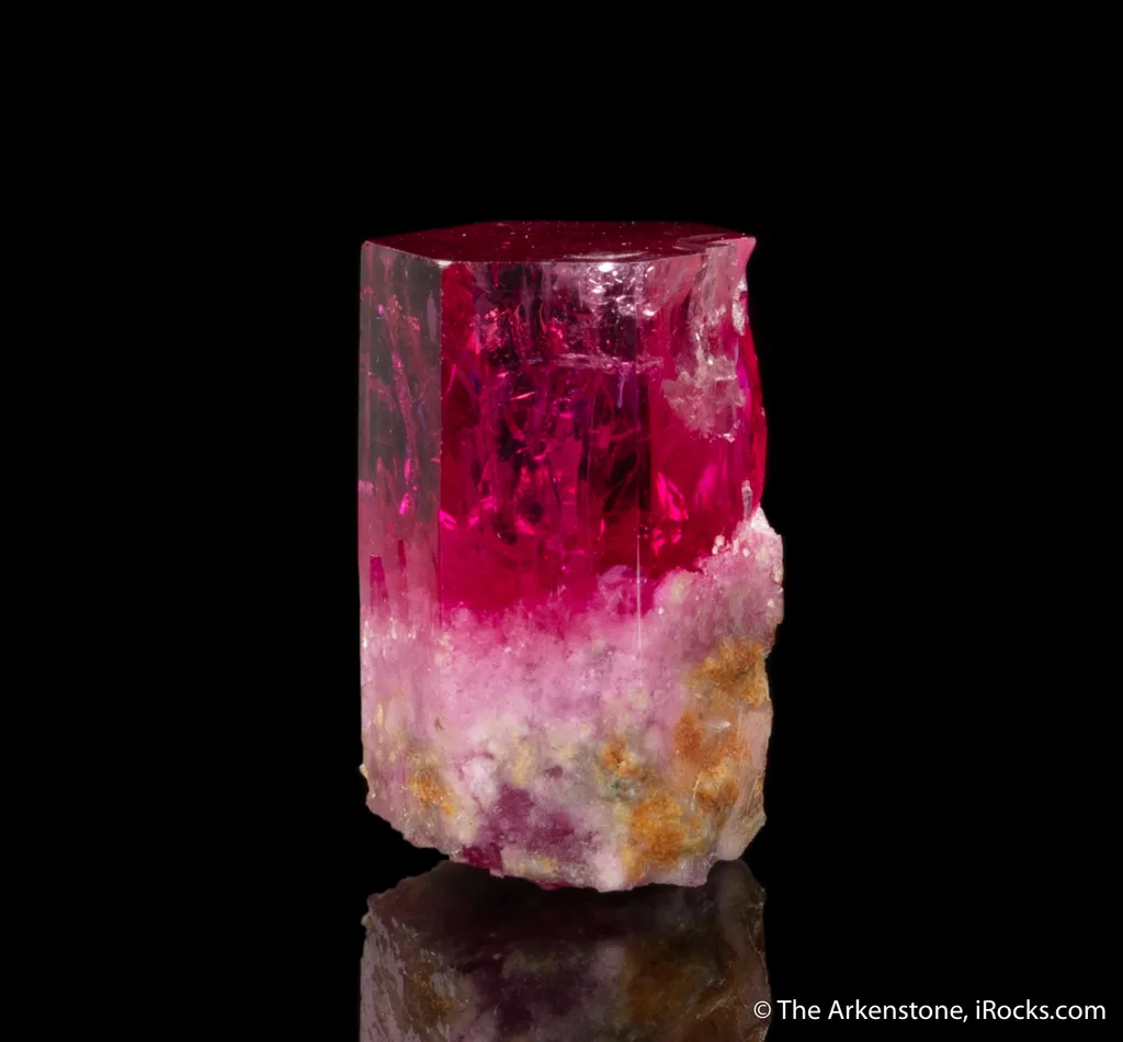 Beryl var. Red Beryl - image 2