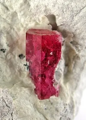 Beryl (Var: Red Beryl) - image 2