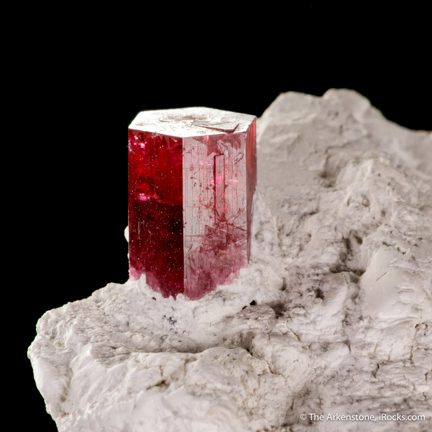 Beryl var. Red Beryl - image 3