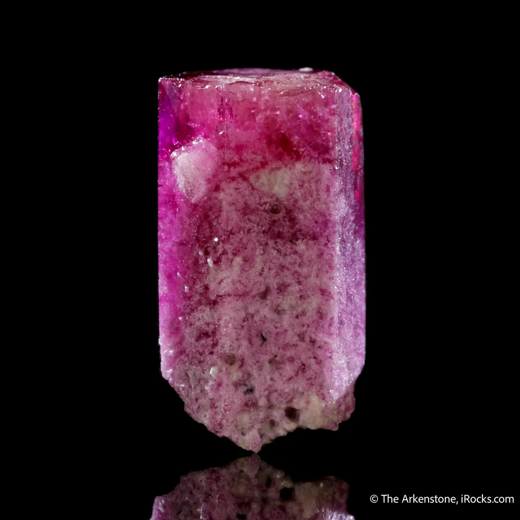 Beryl var. Red Beryl image