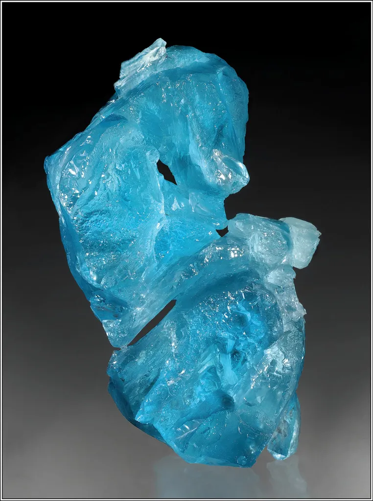 Beryl (variety Aquamarine) image