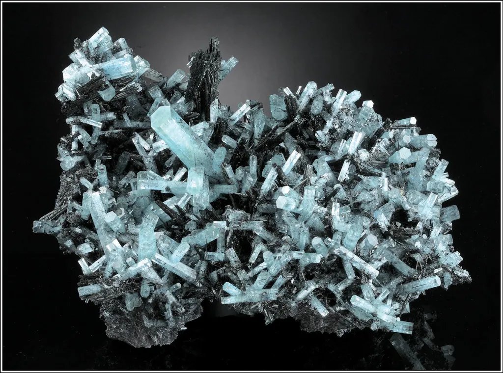 Beryl (variety Aquamarine) on Schorl image