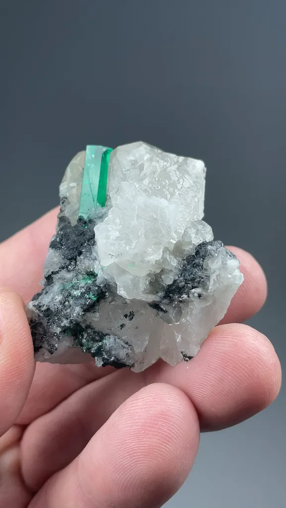 Beryl with Calcite - image 2