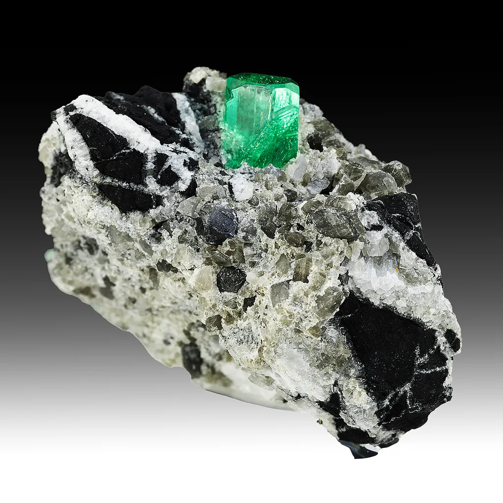 Beryl with Calcite image
