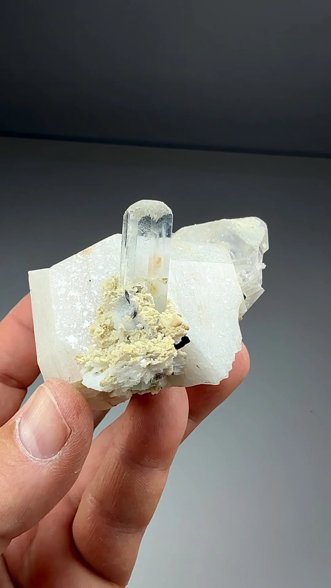 Beryl with Feldspar, Quartz (801) - image 2