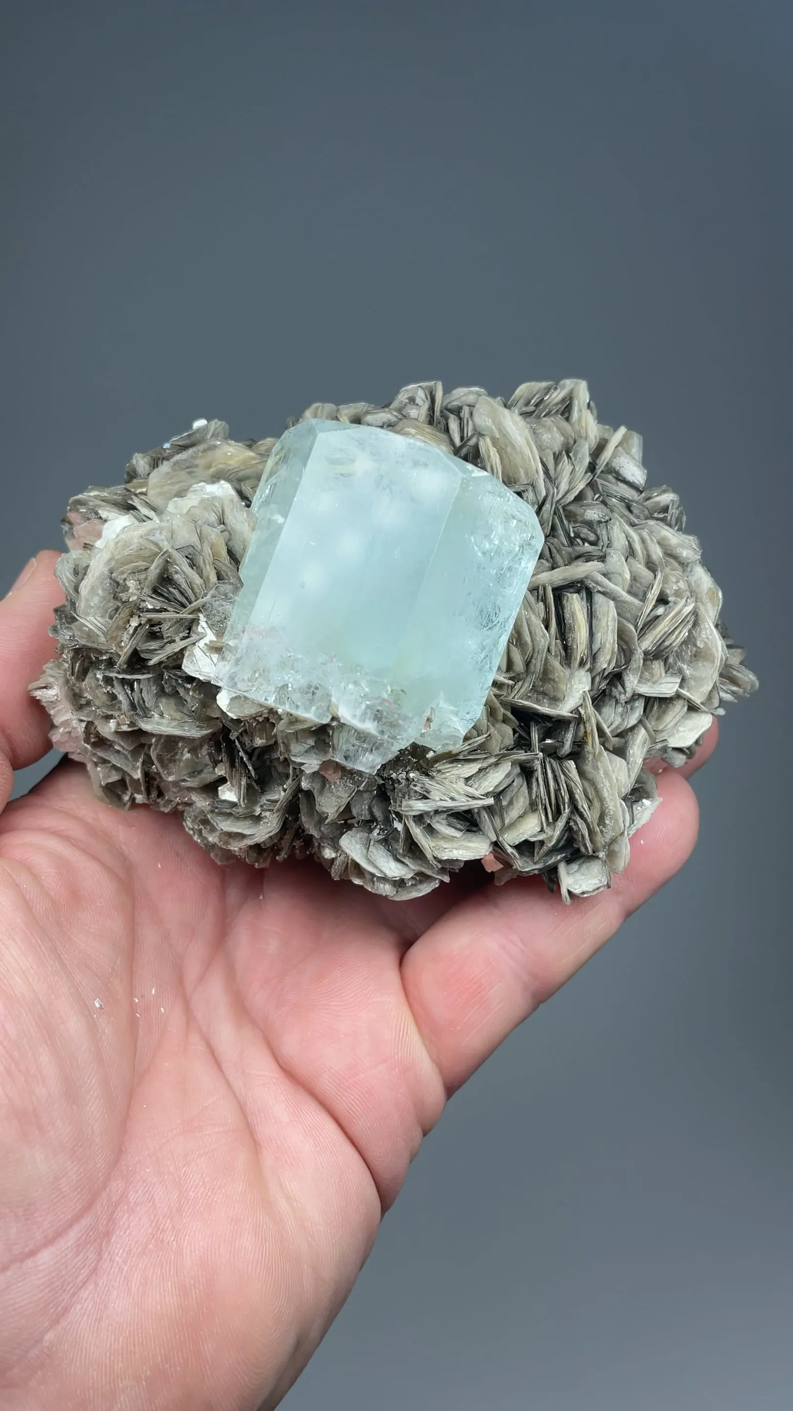 Beryl with Muscovite - image 2