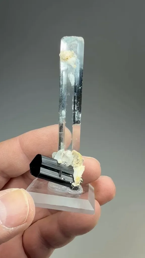 Beryl with Schorl - image 2