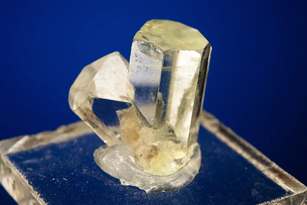 Beryl with Topaz - image 3