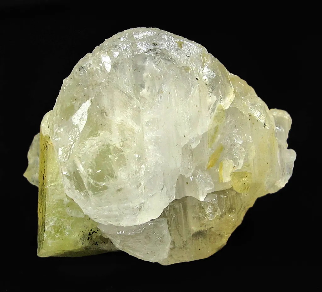 Beryllonite - image 2
