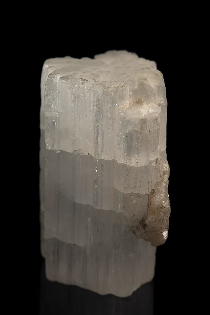 Beryllonite - image 2