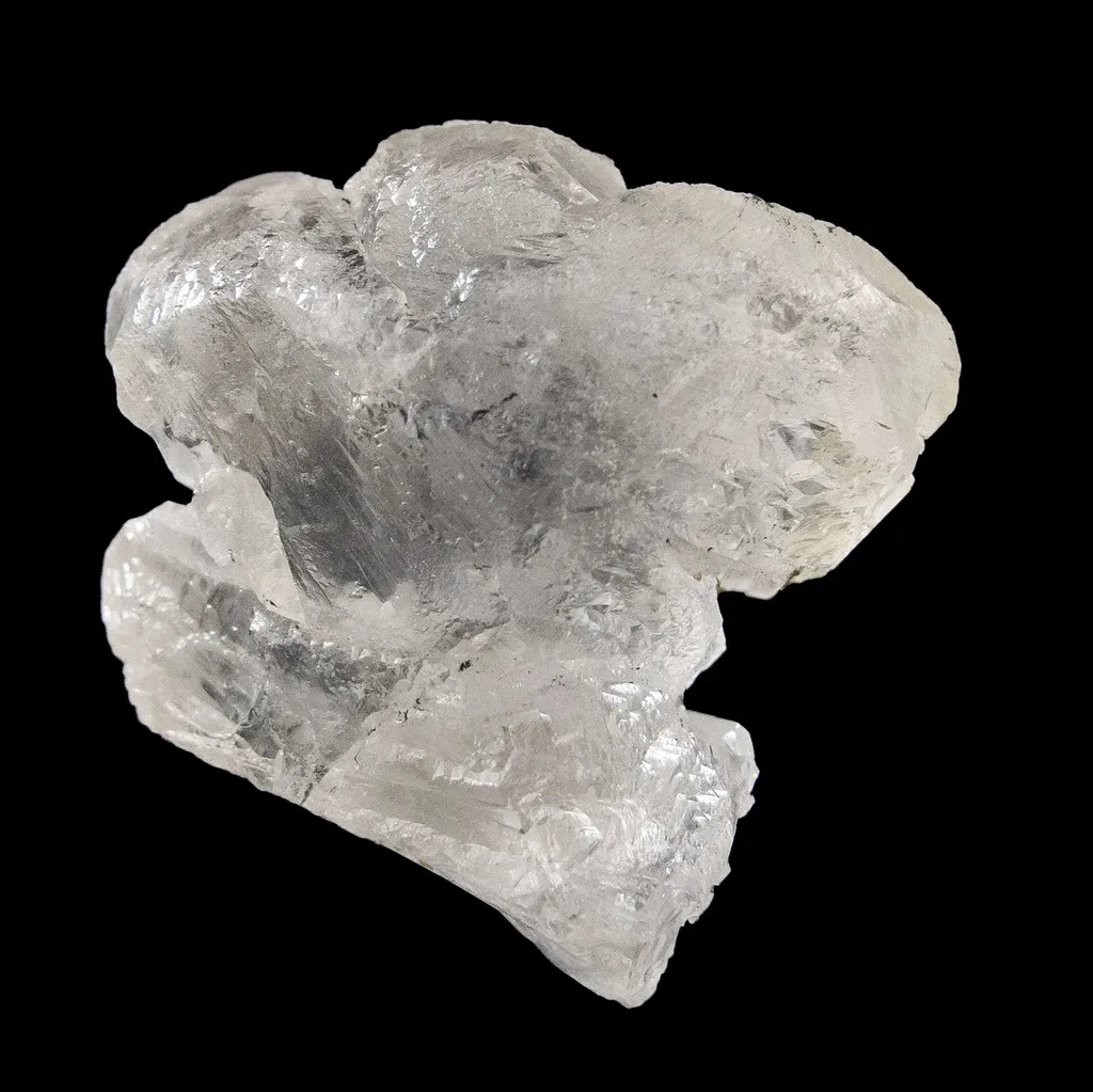 Beryllonite - image 3