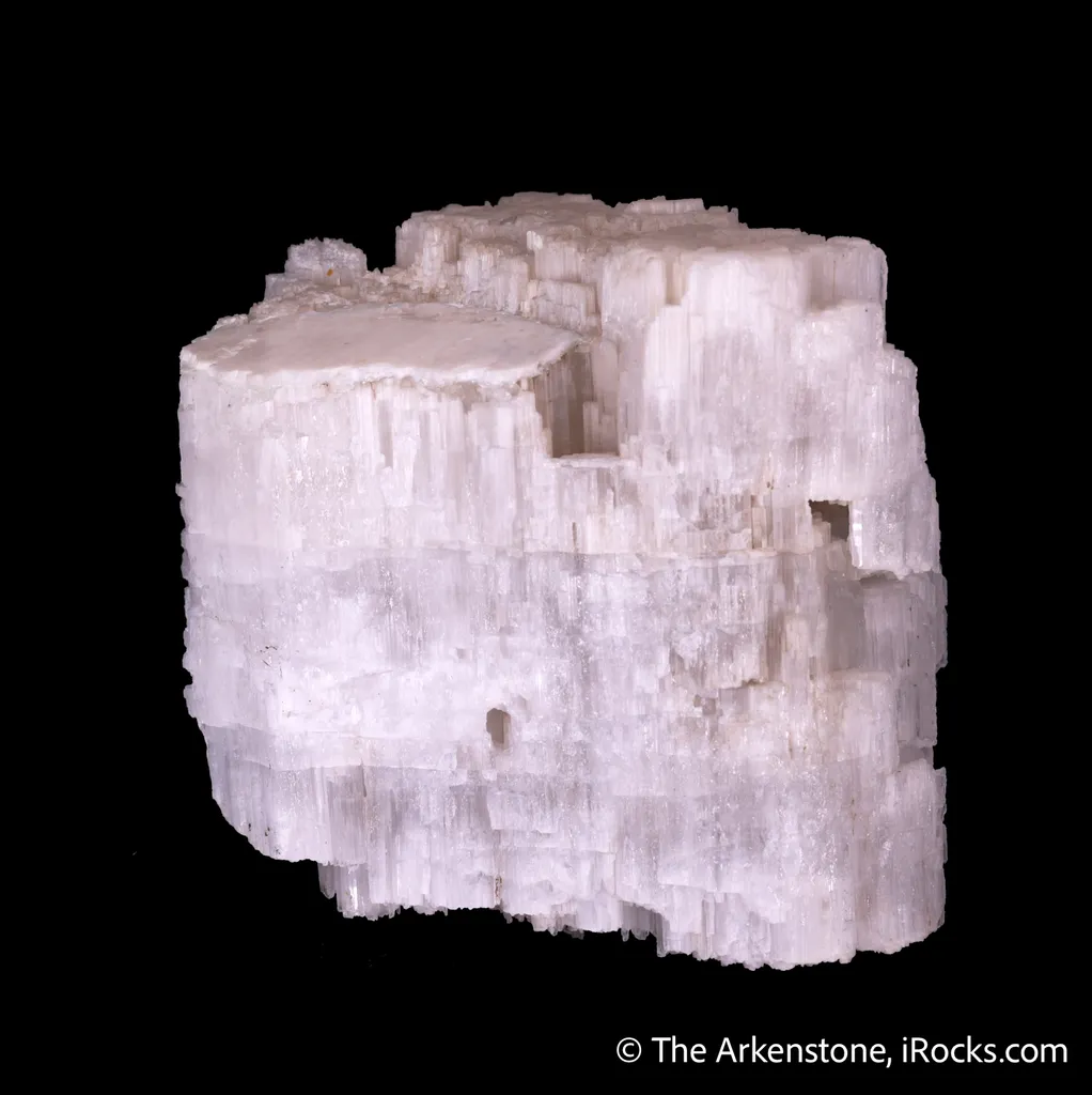 Beryllonite and Viitaniemiite - image 3