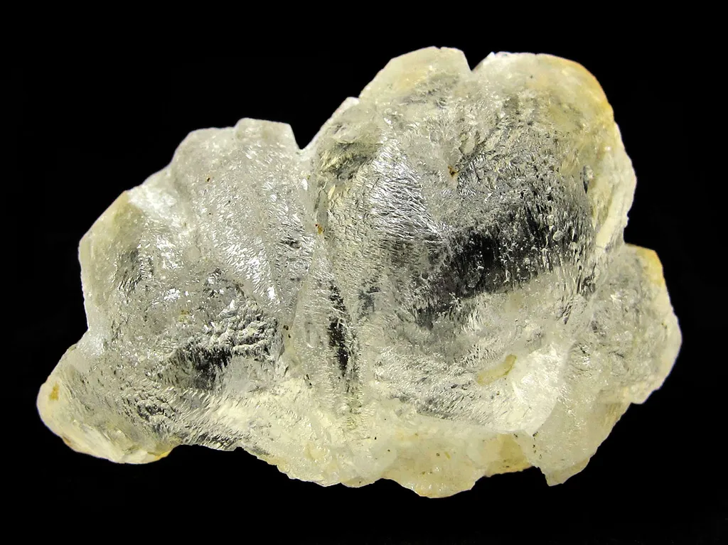 Beryllonite - image 3