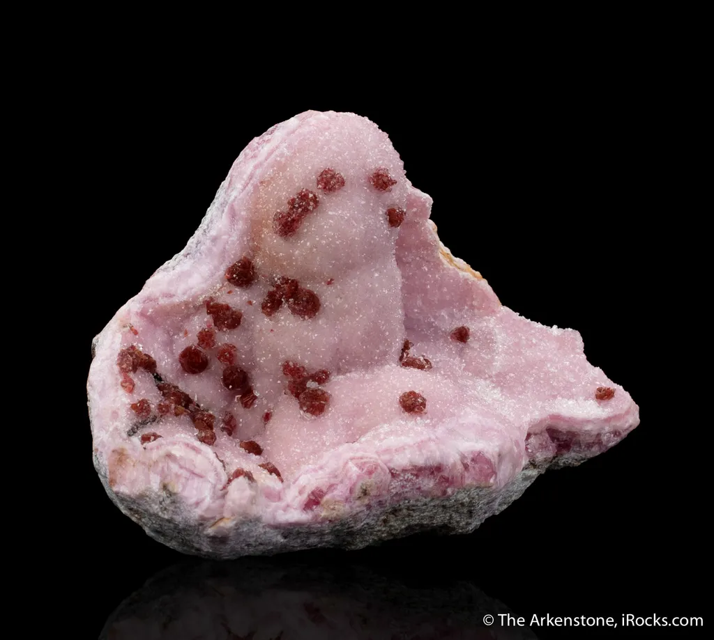 Beta-Roselite on Quartz with Cobaltoan Calcite image