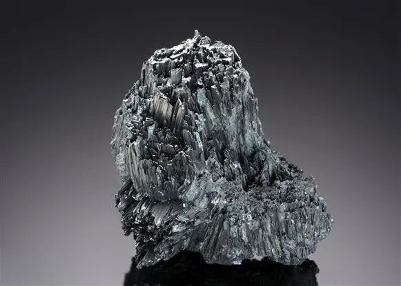 Betekhtinite - image 1